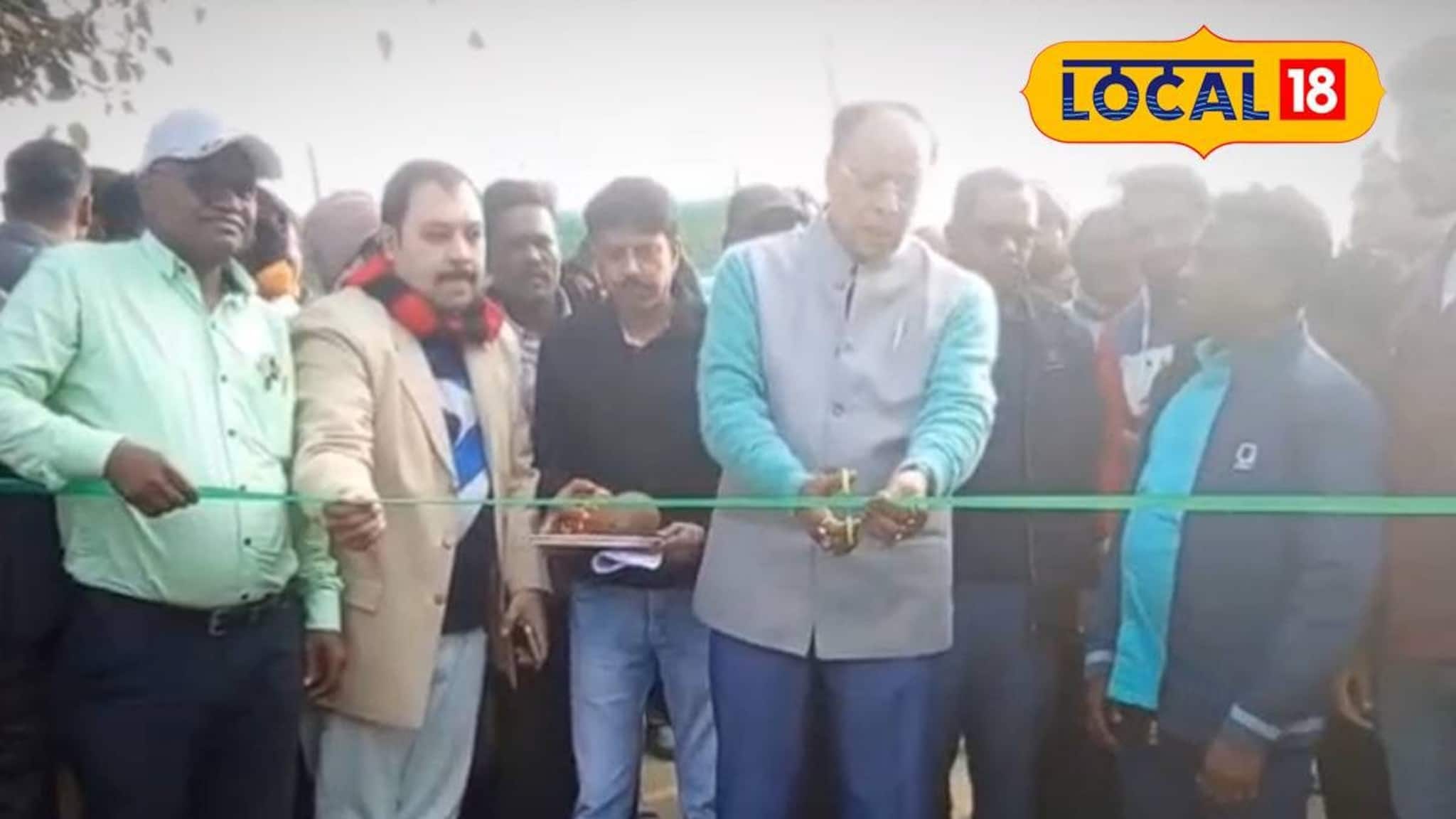 পথশ্রী প্রকল্পের জয়জয়কার! হরিরামপুরে একসঙ্গে তিনটি রাস্তার কাজের উদ্বোধন