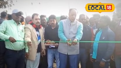 রাস্তার কাজের উদ্বোধন রাস্তার কাজের উদ্বোধন