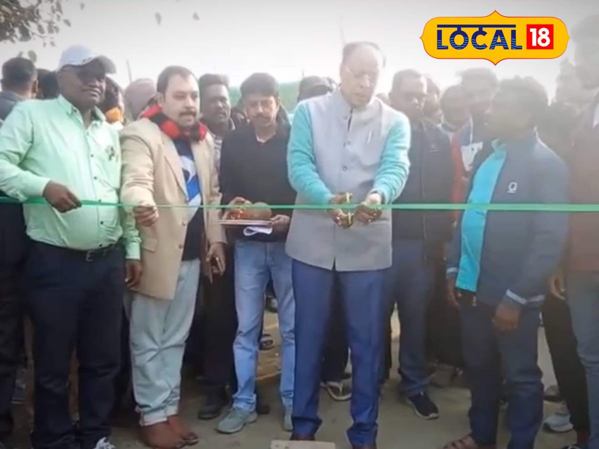 পথশ্রী প্রকল্পের জয়জয়কার! হরিরামপুরে একসঙ্গে তিনটি রাস্তার কাজের উদ্বোধন