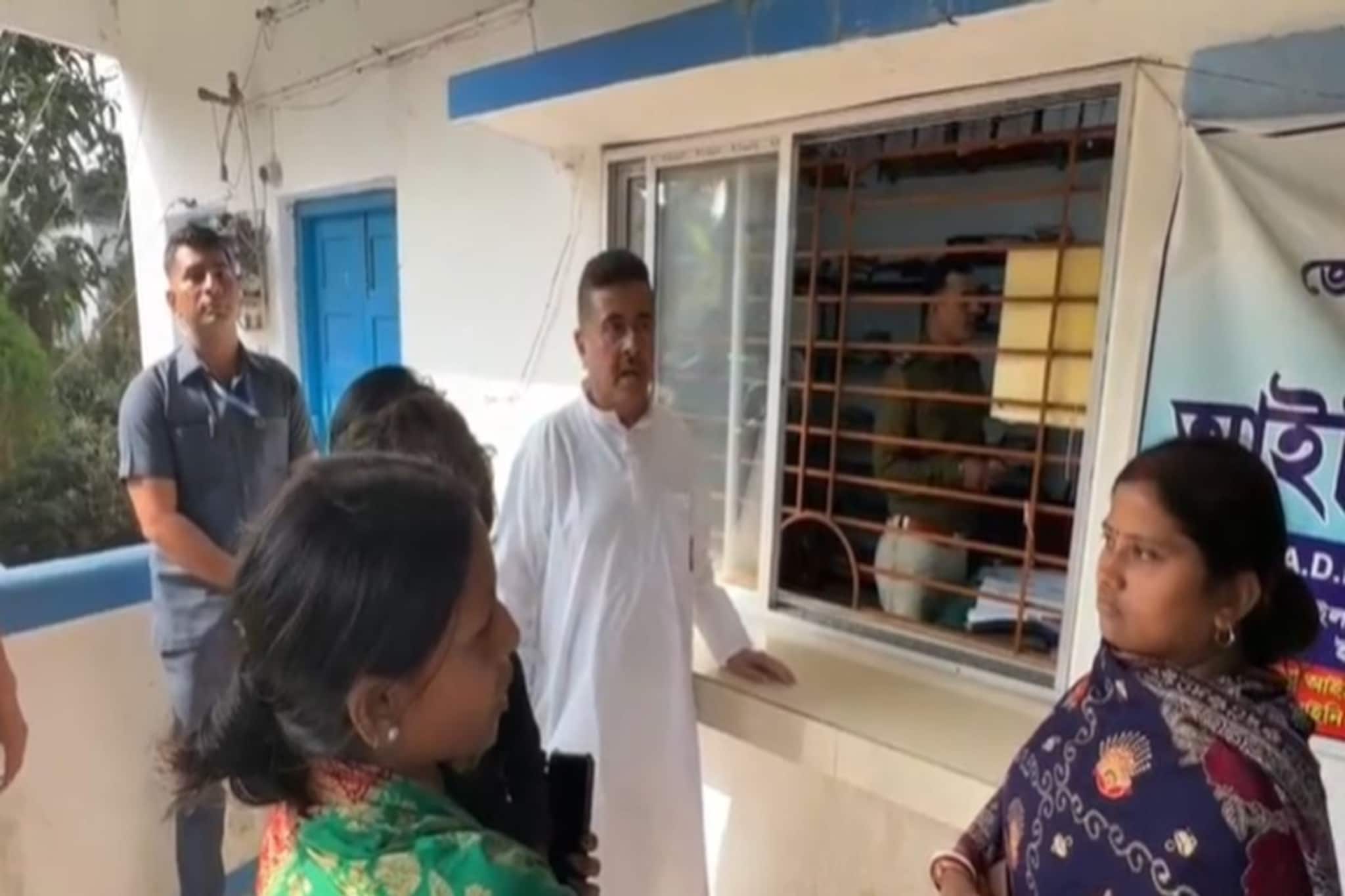 Suvendu Adhikari: 'যা করছেন ফল ভোগ করতে হবে!' নন্দীগ্রাম থানায় গিয়ে পুলিশকে হুঁশিয়ারি শুভেন্দুর