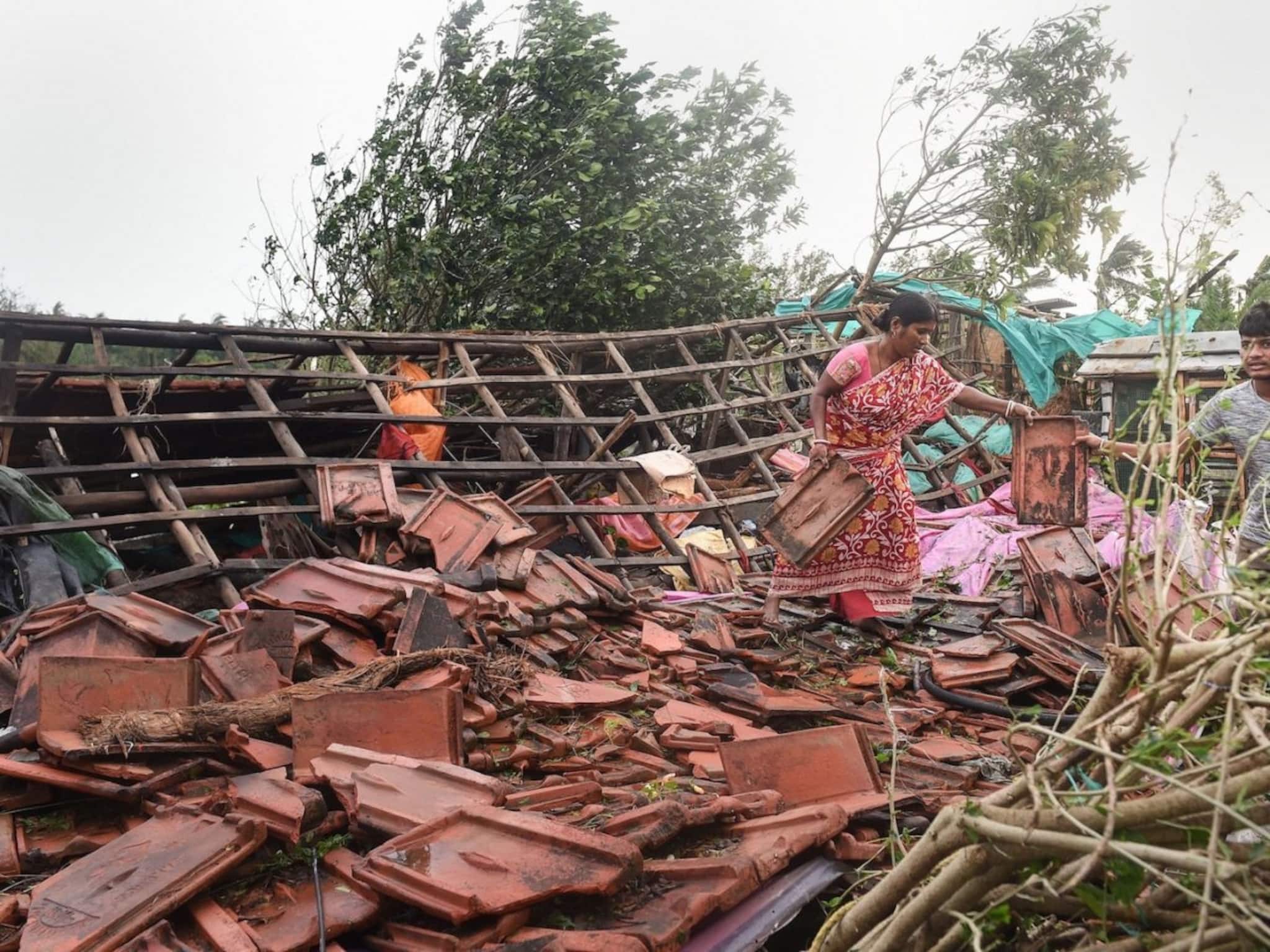 Bangla News: বিপর্যয় মোকাবিলা খাতে বাংলার ৫৩ হাজার কোটি বকেয়া! স্বরাষ্ট্র মন্ত্রকের জবাব চেয়ে সংসদীয় কমিটিকে তৃণমূলের চিঠি Bangla News: বিপর্যয় মোকাবিলা খাতে বাংলার ৫৩ হাজার কোটি বকেয়া! স্বরাষ্ট্র মন্ত্রকের জবাব চেয়ে সংসদীয় কমিটিকে তৃণমূলের চিঠি