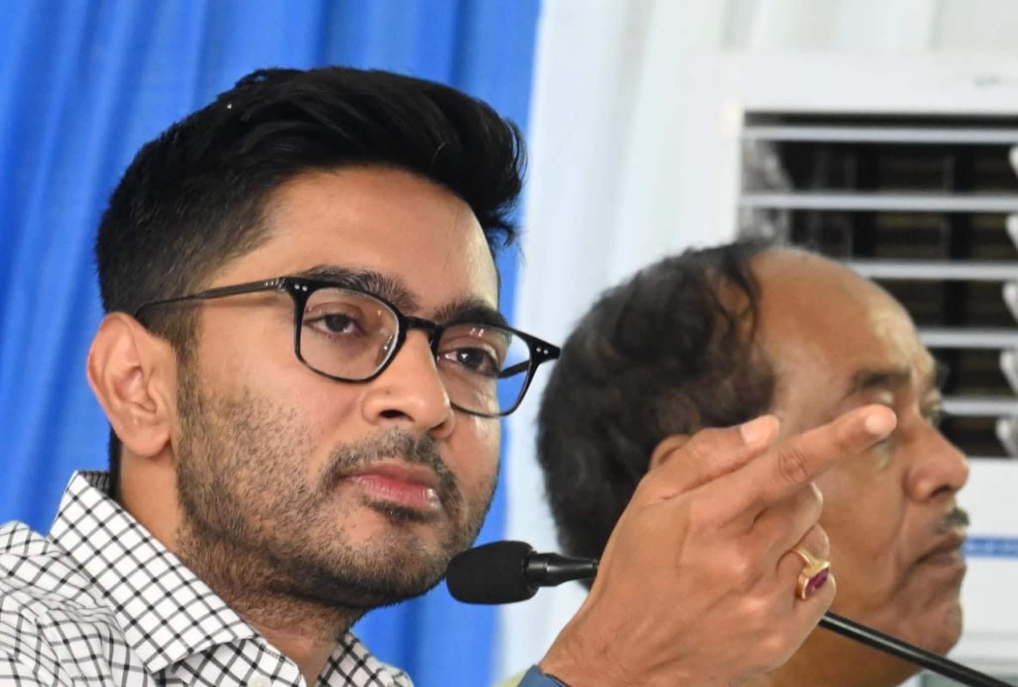 ‘বাঙালিকে অপমান করা হয়েছে...,’ রোহিঙ্গা ইস্যুতে বিজেপিকে আক্রমণ অভিষেক বন্দ্যোপাধ্যায়ের ‘বাঙালিকে অপমান করা হয়েছে...,’ রোহিঙ্গা ইস্যুতে বিজেপিকে আক্রমণ অভিষেক বন্দ্যোপাধ্যায়ের