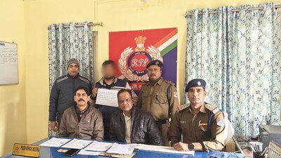 RPF's 'Operation Uplabdh' Nabs Two Touts, Seizes ₹26K E-Tickets on Eastern Railway