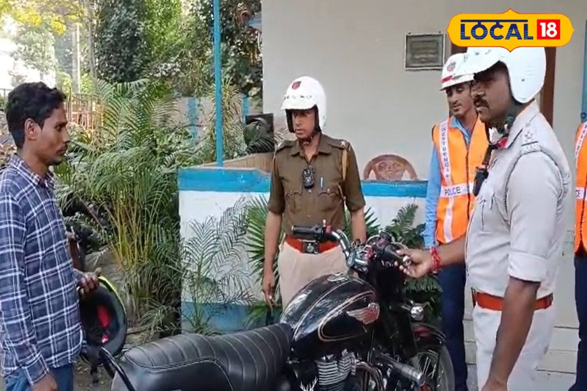 কান ফাটানো মডিফায়েড সাইলেন্সার নিয়ে কড়াকড়ি! 'দানব' বাইক দমনে পুলিশের নাকা চেকিং