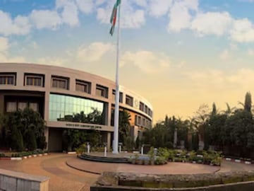 হোস্টেলের ঘরে ঝুলন্ত দেহ উদ্ধার KIIT ছাত্রের! এক বছরে ৩ পড়ুয়ার রহস্য মৃত্যুতে প্রশ্নের মুখে প্রতিষ্ঠান হোস্টেলের ঘরে ঝুলন্ত দেহ উদ্ধার KIIT ছাত্রের! এক বছরে ৩ পড়ুয়ার রহস্য মৃত্যুতে প্রশ্নের মুখে প্রতিষ্ঠান