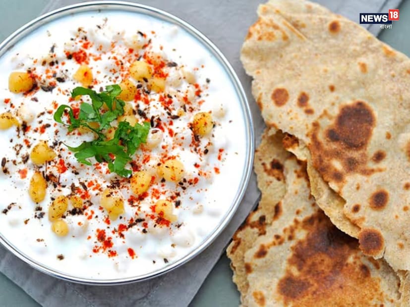 রোগ প্রতিরোধ ক্ষমতা বাড়ায়দই প্রোবায়োটিক সমৃদ্ধ, যা অন্ত্রকে উন্নত করে এবং রোগ প্রতিরোধ ক্ষমতার কার্যকারিতায় গুরুত্বপূর্ণ ভূমিকা পালন করে। একটি সুস্থ অন্ত্র সংক্রমণ এবং প্রদাহের বিরুদ্ধে শরীরের প্রতিরক্ষাকে সমর্থন করে। বাসি রুটিতে থাকা ফাইবার পুষ্টির সঙ্গে মিলিত হয়ে প্রাকৃতিক রোগ প্রতিরোধ ক্ষমতা বৃদ্ধি করে।