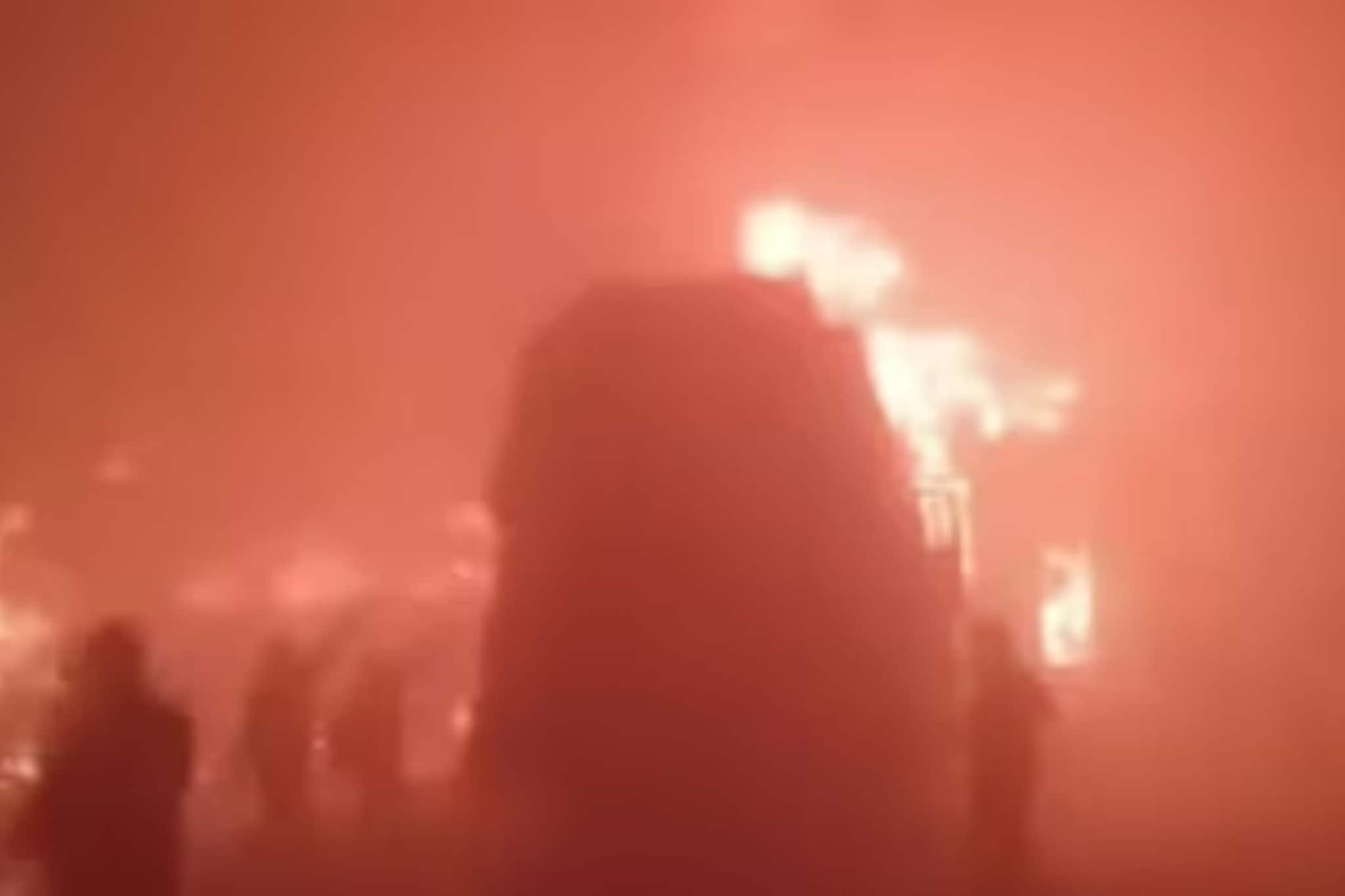 একের পর এক বাস-গাড়ির সংঘর্ষ! মৃত ৪, আহত একাধিক, দিল্লি-আগ্রা এক্সপ্রেসওয়েতে দুর্ঘটনা একের পর এক বাস-গাড়ির সংঘর্ষ! মৃত ৪, আহত একাধিক, দিল্লি-আগ্রা এক্সপ্রেসওয়েতে দুর্ঘটনা