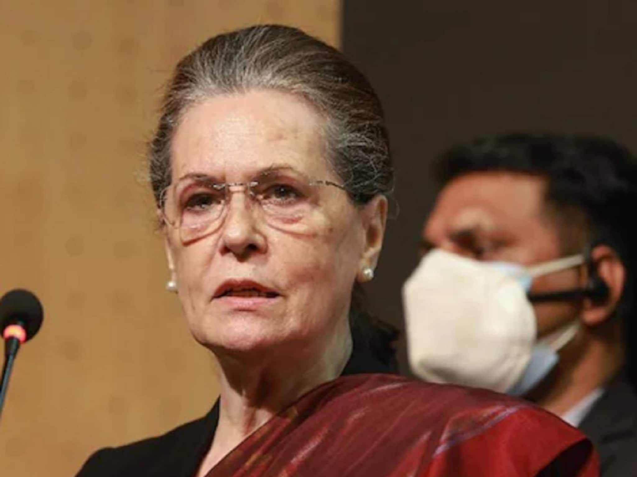 মনরেগাকে ধ্বংস করেছে মোদি সরকার! ‘কালো আইনের’ বিরুদ্ধে প্রতিবাদের ডাক সনিয়ার মনরেগাকে ধ্বংস করেছে মোদি সরকার! ‘কালো আইনের’ বিরুদ্ধে প্রতিবাদের ডাক সনিয়ার