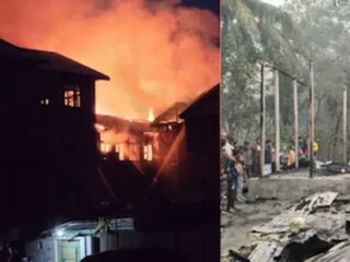 দরজায় তালা লাগিয়ে বিএনপি নেতার বাড়িতে ধরিয়ে দেওয়া হল আগুন! বাংলাদেশে হিংসার বলি ৭ বছরের শিশুকন্যা, জখম আরও ৩ দরজায় তালা লাগিয়ে বিএনপি নেতার বাড়িতে ধরিয়ে দেওয়া হল আগুন! বাংলাদেশে হিংসার বলি ৭ বছরের শিশুকন্যা, জখম আরও ৩