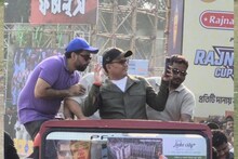 Virender Sehwag: বর্ধমানে ভারতের প্রাক্তন ক্রিকেটার বীরেন্দ্র সেহবাগ! বিধ্বংসী মেজাজেই মন জয় করলেন দর্শকদের