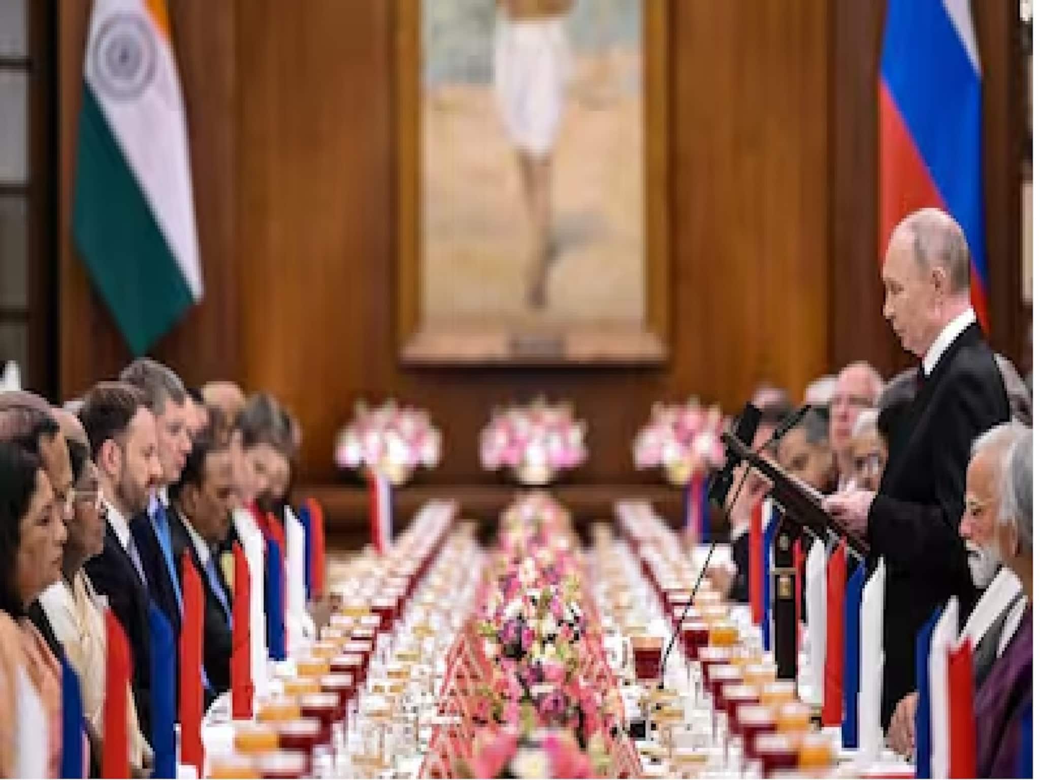 Valdimir Putin Dinner Menu: পুতিনের জন্য এলাহি নিরামিষ খানাপিনা, ঝোল মোমো থেকে পোলাও, তড়কা ডাল থেকে কেশর পেস্তা কুলফি,দেখুন পুরো মেনু