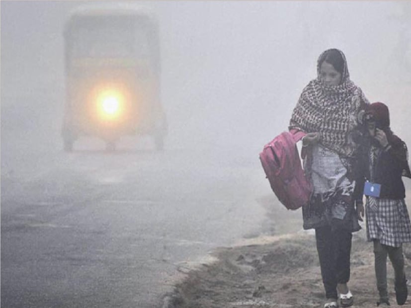 *শীতে কাঁপবে উত্তরবঙ্গ। ধীরে ধীরে আবহাওয়ার পরিবর্তন হচ্ছে। শীতের আমেজ উপভোগ করতে পারছে দক্ষিণবঙ্গবাসী। এক ঝটকায় বেশ খানিকটা নেমেছে তাপমাত্রা। আপাতত কোনও নিম্নচাপের প্রভাব নেই দক্ষিণে। শীতের প্রভাব যথেষ্ট রয়েছে জেলা পুরুলিয়াতে। ফাইল ছবি।