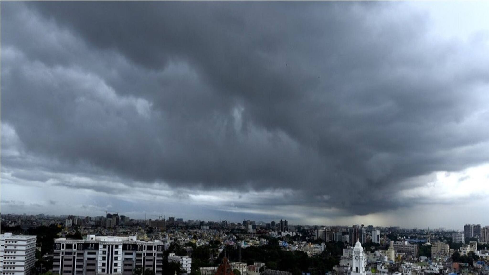 North Bengal Weather Update: উত্তরবঙ্গে রাজ্য জুড়ে শীতের দাপট, সঙ্গে তুষারপাতের পূর্বাভাস! কবে বরফ পড়বে জানুন বিস্তারিত