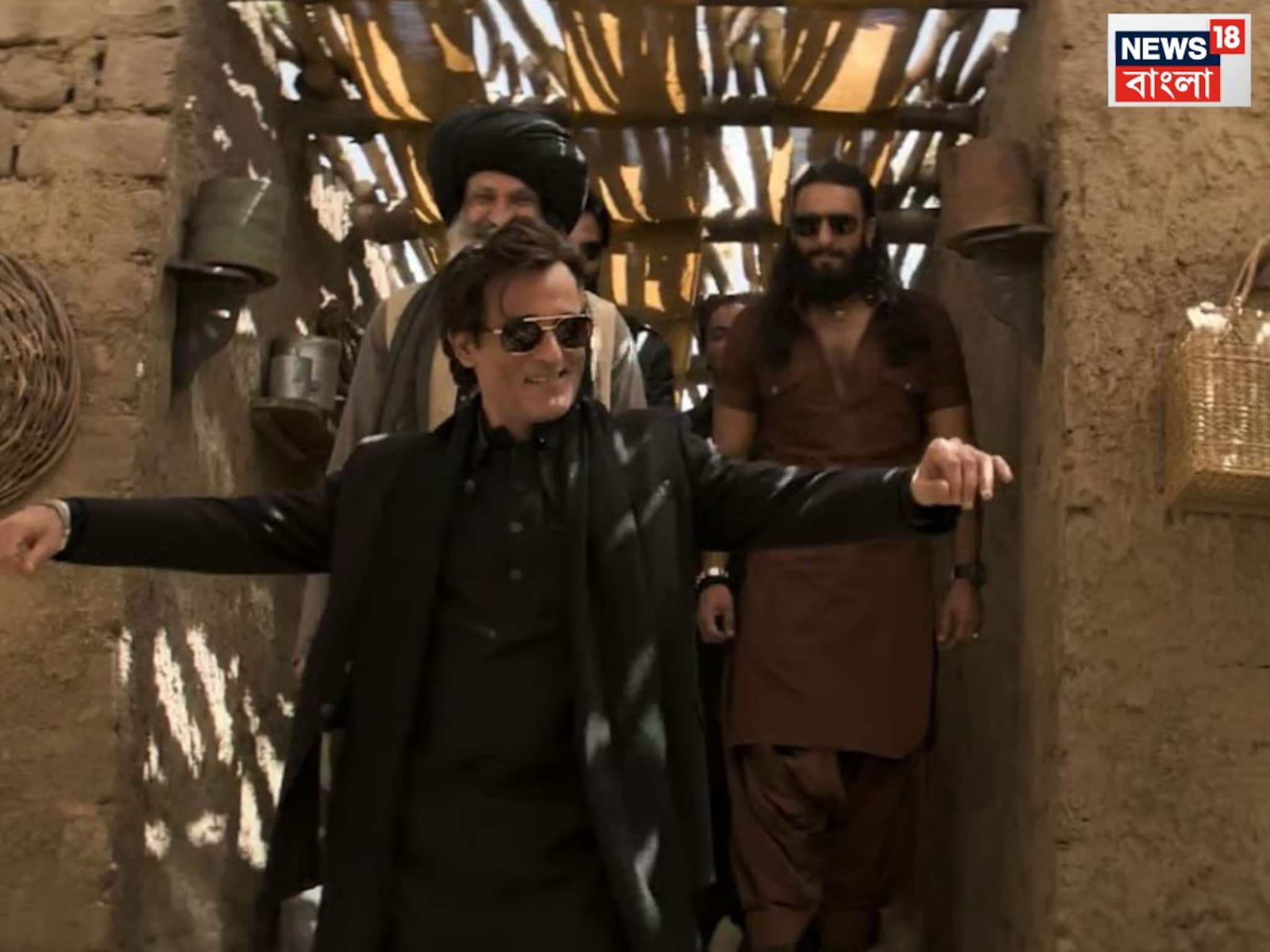 Dhurandhar Akshaye Khanna: বয়স বাড়ছে, আরও হ্যান্ডসাম হচ্ছেন অক্ষয় খান্না! রণবীর সিং-কে পিছনে ফেলে 'ধুরন্ধর' অক্ষয় কাড়ছেন লাইমলাইট