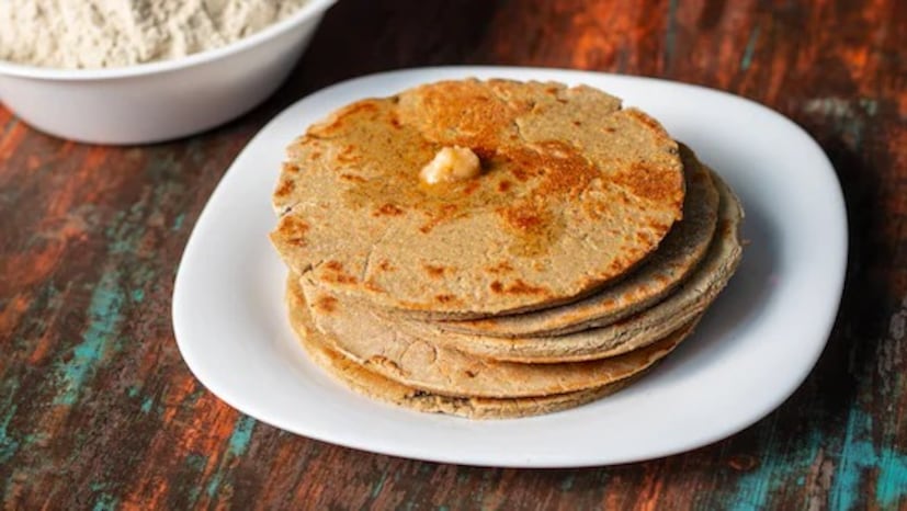 নিয়মিত গমের রুটির চেয়ে এই রুটি পুষ্টির দিক থেকে উন্নত। নিয়মিত রুটিতে কেবল কার্বোহাইড্রেট থাকে, বিড়ার রুটি প্রোটিন, ফাইবার এবং কার্বোহাইড্রেট সমৃদ্ধ। ডাক্তারদের মতে, রুটিতে থাকা ছোলা কিছু লোকের ক্ষেত্রে গ্যাস বা পেট ব্যথার কারণ হতে পারে, তবে ময়দার সঙ্গে যোগ করা জোয়ান এই সমস্যাটি সম্পূর্ণরূপে দূর করে এবং হজম ব্যবস্থাকে শক্তিশালী করে।