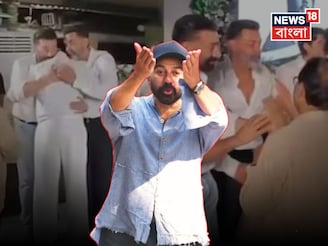 ‘টাকা চাই! কত টাকা চাই তোদের?’ ধর্মেন্দ্রর অস্থি বিসর্জন করতে গিয়ে বচসায় জড়ালেন সানি