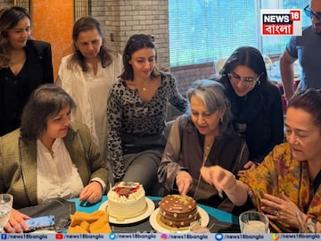 ৮১ বছরে কাশ্মীর কি কলি! ২টি কেক কেটে জন্মদিন পালন শর্মিলা ঠাকুরের, পাশে থাকলেন সোহা-সইফ ৮১ বছরে কাশ্মীর কি কলি! ২টি কেক কেটে জন্মদিন পালন শর্মিলা ঠাকুরের, পাশে থাকলেন সোহা-সইফ