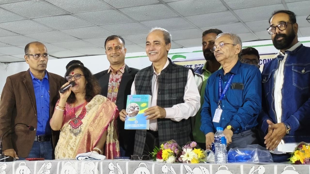 মাধ্যমিক পরীক্ষার্থীদের জন্য টেস্ট-পেপার প্রকাশ 