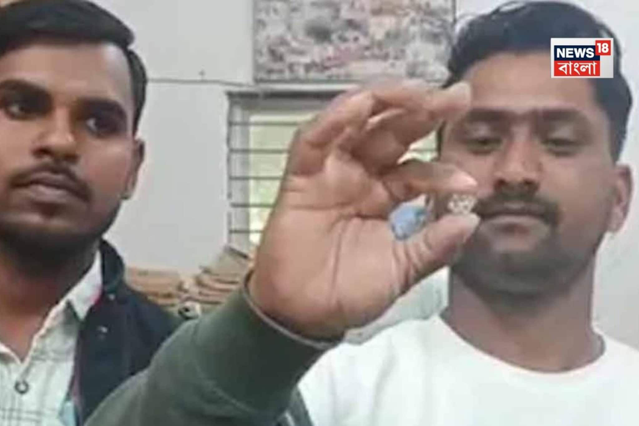 পরিবারের চিন্তা থেকে বোনের বিয়ে, মধ্যপ্রদেশে এক লহমায় ভাগ্য বদল দুই যুবকের! মাটি খুঁড়ে তাঁ