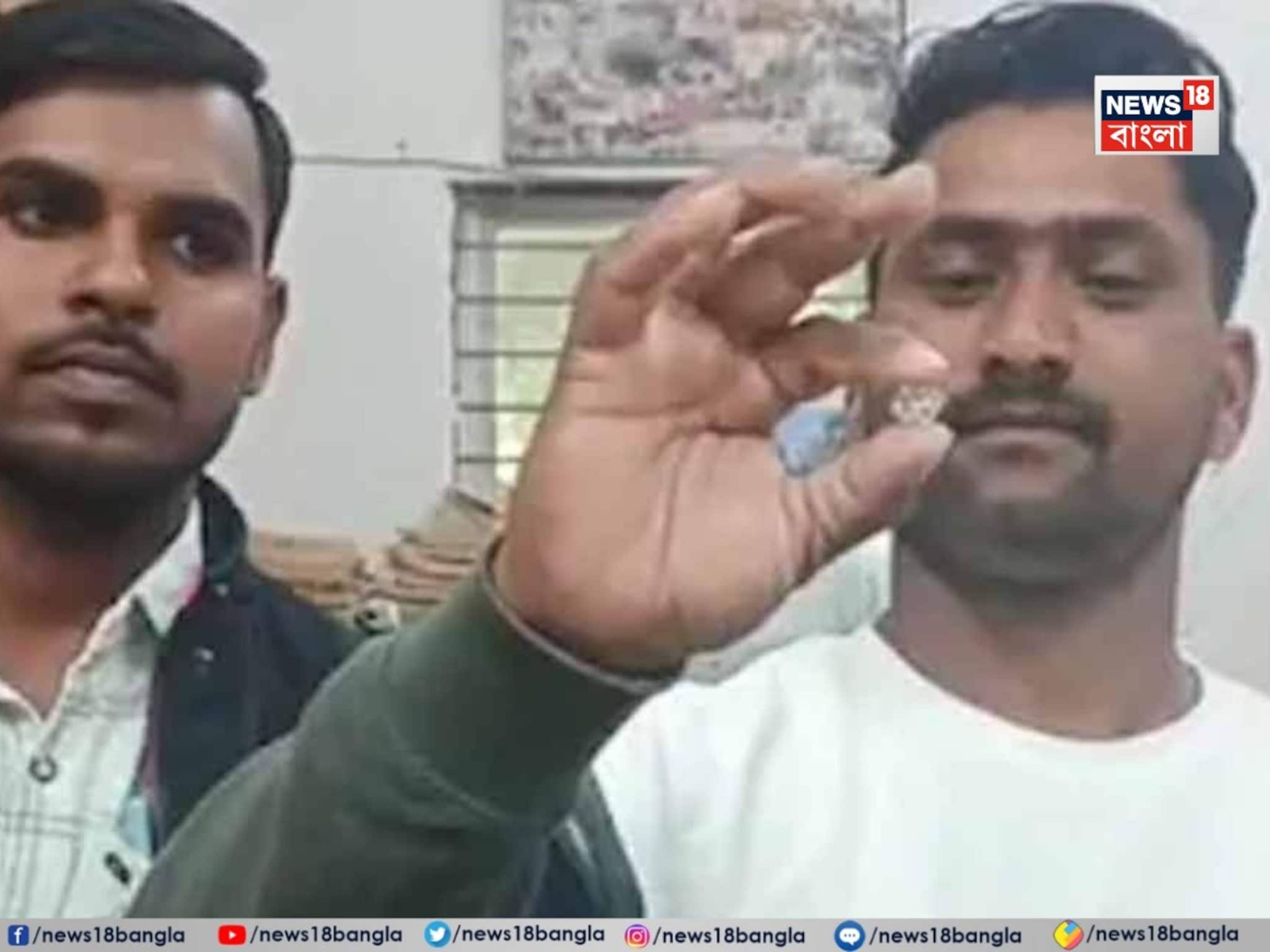 পরিবারের চিন্তা থেকে বোনের বিয়ে, মধ্যপ্রদেশে এক লহমায় ভাগ্য বদল দুই যুবকের! মাটি খুঁড়ে তাঁ