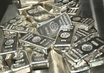 21000 নাকি 4000, আসলে রুপোর বাজার দরে ঠিক কতটা পতনের ধাক্কা, খবরের পিছনের আসল সত্যি জানুন