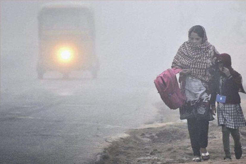 ★আগামী ৪/৫ দিনে তাপমাত্রার বড়সড় পরিবর্তন নেই। উইকেন্ডে জমিয়ে শীতের আমেজ। কলকাতা ও সংলগ্ন জেলাতে ১৪.৫ ডিগ্রি সেলসিয়াস তাপমাত্রা। 