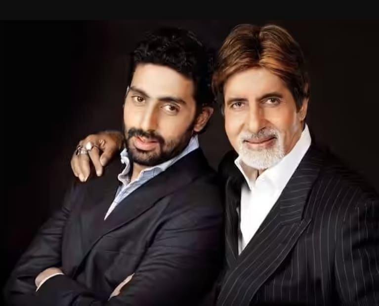 এই পুনরুদ্ধারটি তাৎপর্যপূর্ণ, কারণ রমেশ সিপ্পির মূল ক্লাইম্যাক্সের শুটিং, যা জরুরি অবস্থার সময় ছবিটির প্রথম মুক্তির আগে সরিয়ে দেওয়া হয়েছিল, হিংসাত্মক বিষয়বস্তুর কারণে সেন্ট্রাল বোর্ড অফ ফিল্ম সার্টিফিকেশন কর্তৃক নিষিদ্ধ করা হয়েছিল। বহুল আলোচিত এই দৃশ্যটি, যা কখনও প্রকাশ্যে প্রদর্শিত হয়নি, তাতে ঠাকুর (সঞ্জীব কুমার) গব্বর সিং (আমজাদ খান) কে কাঁটাযুক্ত জুতা দিয়ে আঘাত করতে দেখা যাচ্ছে।