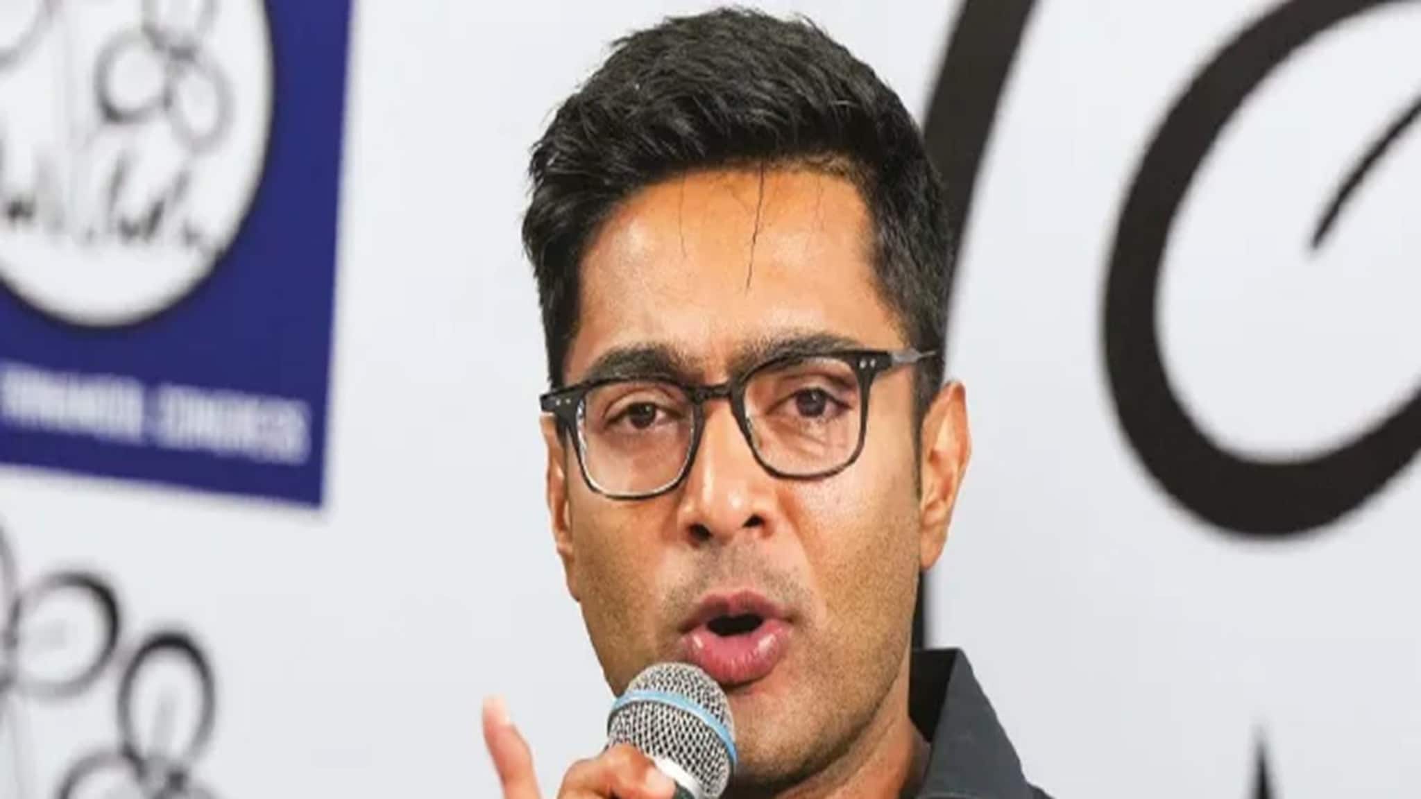 Abhishek Banerjee: শুধু জার্সি বদল! মেদিনীপুরের সভায় সিপিএম-কেও নিশানা অভিষেকের, দেখুন ভিডিও