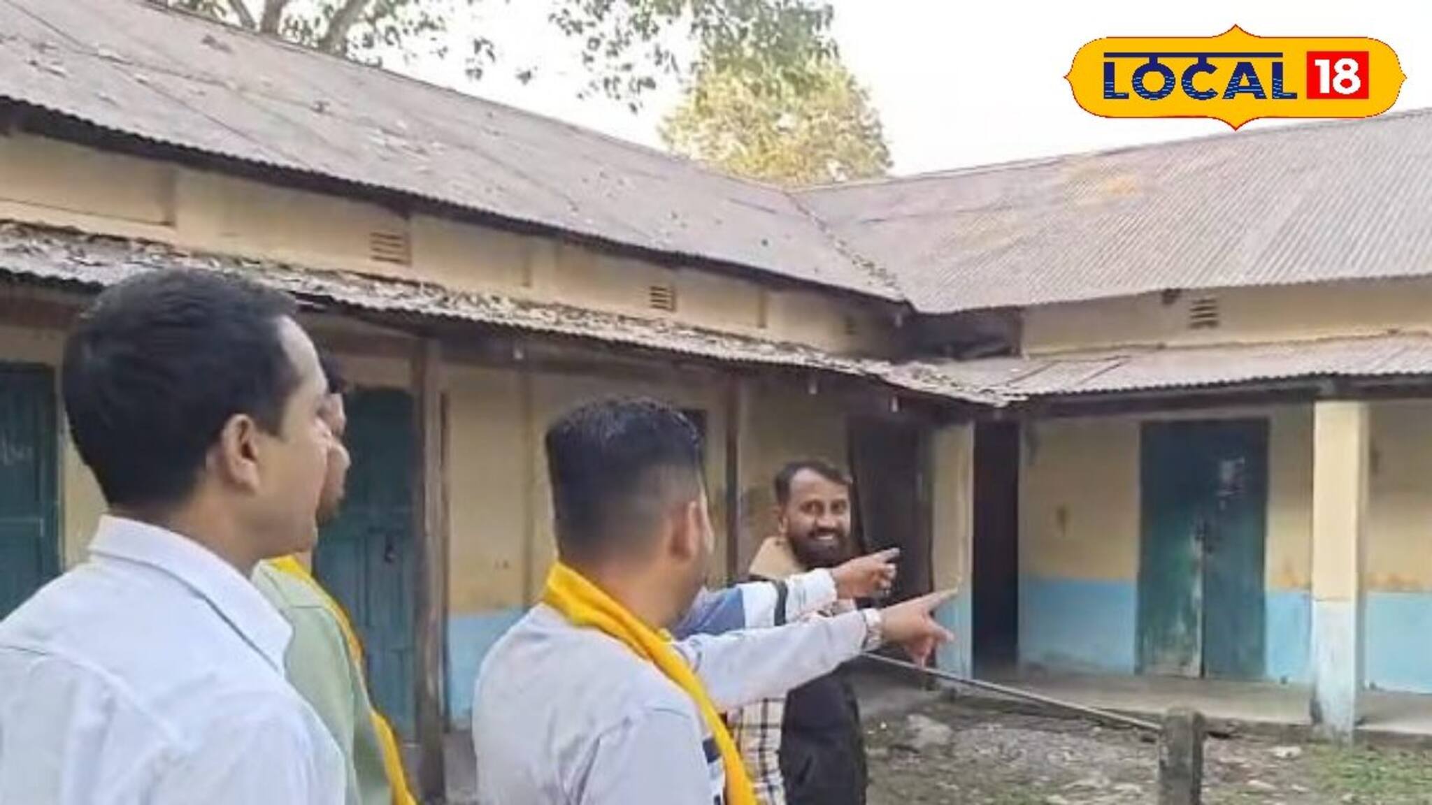 Alipurduar News: তিন দশক পরে স্কুলে পা, সামনে সেই পুরনো বন্ধুরা! সবাই ছুটলেন পঞ্চম শ্রেণীর দিকে, হাসিমারা হাইস্কুলে আবেগঘন ছবি
