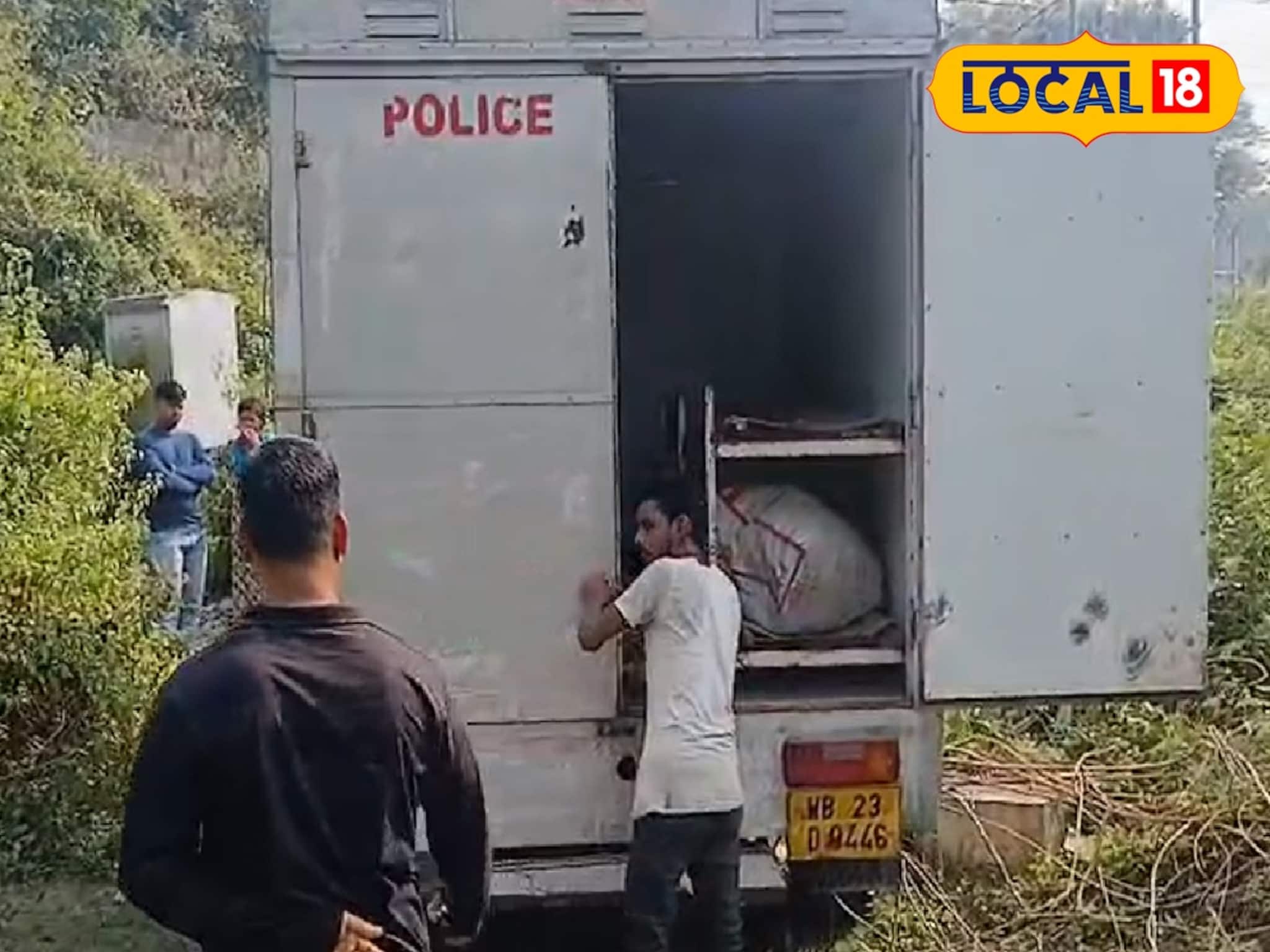 লাইন পারাপার করতে গিয়ে মর্মান্তিক দুর্ঘটনা, ট্রেনের ধাক্কায় প্রাণ গেল মিষ্টি কারিগরের