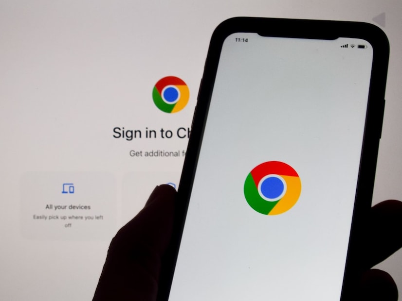  Apple-এর মতে, সাফারি বিজ্ঞাপন এবং ওয়েবসাইটগুলিকে ডিভাইস শনাক্ত করতে এবং ফিঙ্গারপ্রিন্ট তৈরি করতে বাধা দিতে কাজ করে। সাফারি সিস্টেম সেটিংসের সরলীকৃত সংস্করণ প্রদর্শন করে যাতে সমস্ত ডিভাইস ট্র্যাকারের মতো প্রায় একই রকম দেখায়, যার ফলে ডিভাইসটি অচেনা হয়ে যায়।