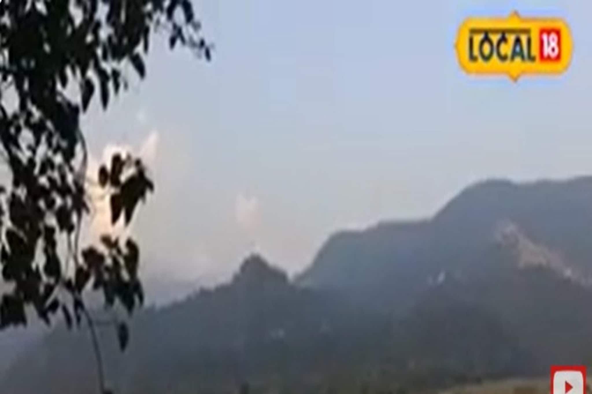 দলে গেল বক্সা ব্যাঘ্র প্রকল্পর 'মহাকাল সাফারি'র সময়, দেখুন ভিডিও দলে গেল বক্সা ব্যাঘ্র প্রকল্পর 'মহাকাল সাফারি'র সময়, দেখুন ভিডিও