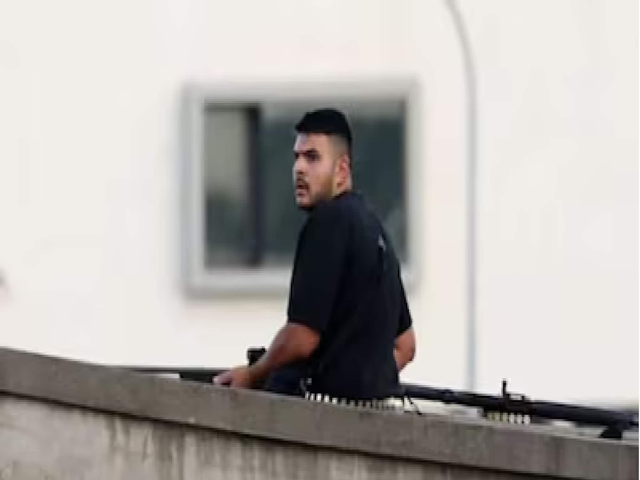 মায়ের ‘খোকা’- মা ‘আমি স্কুবা ডাইভিং করতে গিয়েছিলাম, এবার খাব’- ১৬ জনকে গুলি মারার আগে এই মায়ের ‘খোকা’- মা ‘আমি স্কুবা ডাইভিং করতে গিয়েছিলাম, এবার খাব’- ১৬ জনকে গুলি মারার আগে এই