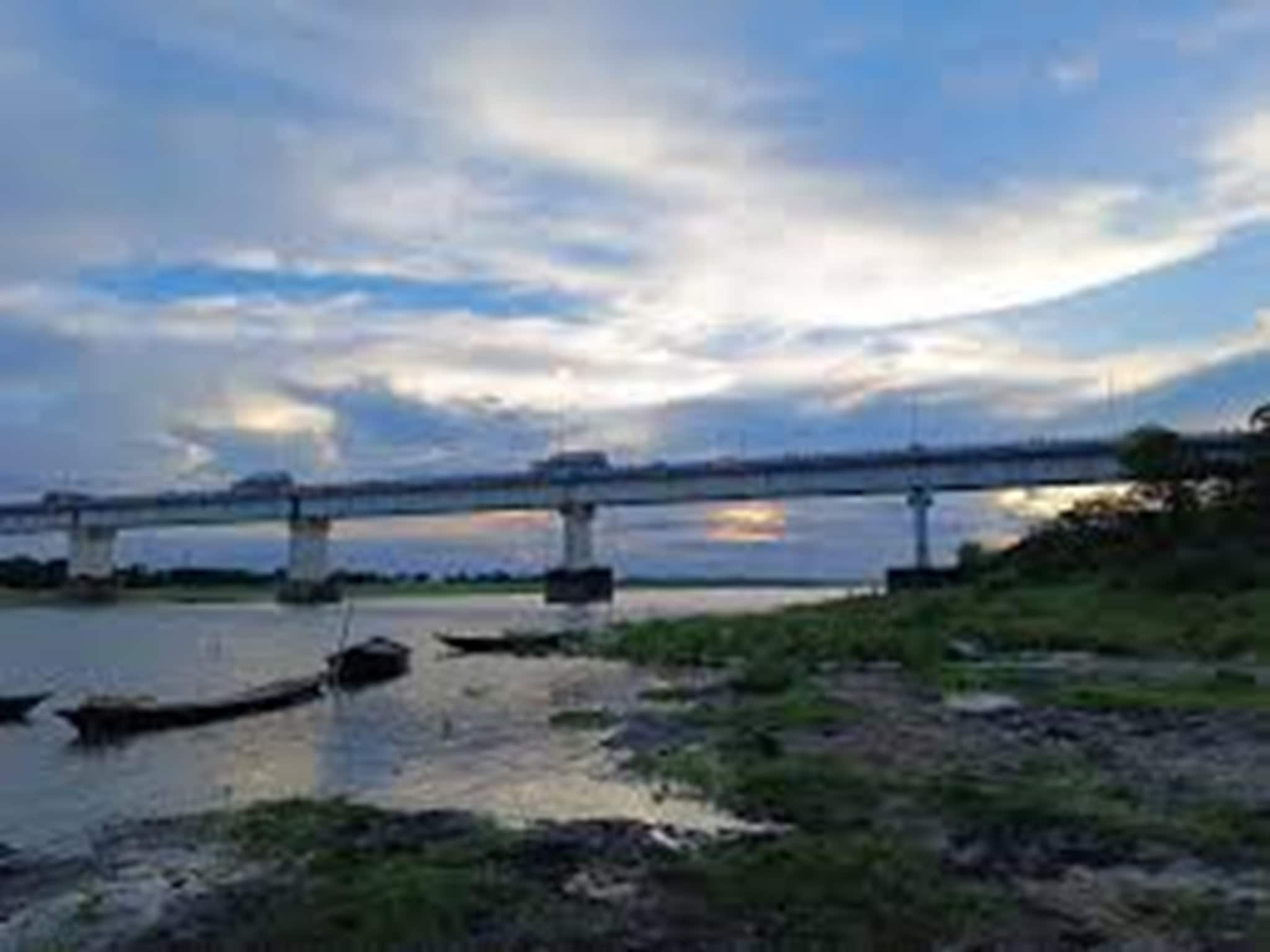 বিনা পয়সার পিকনিক স্পটে ভিড় জমছে এই সদরঘাটে! দেখুন