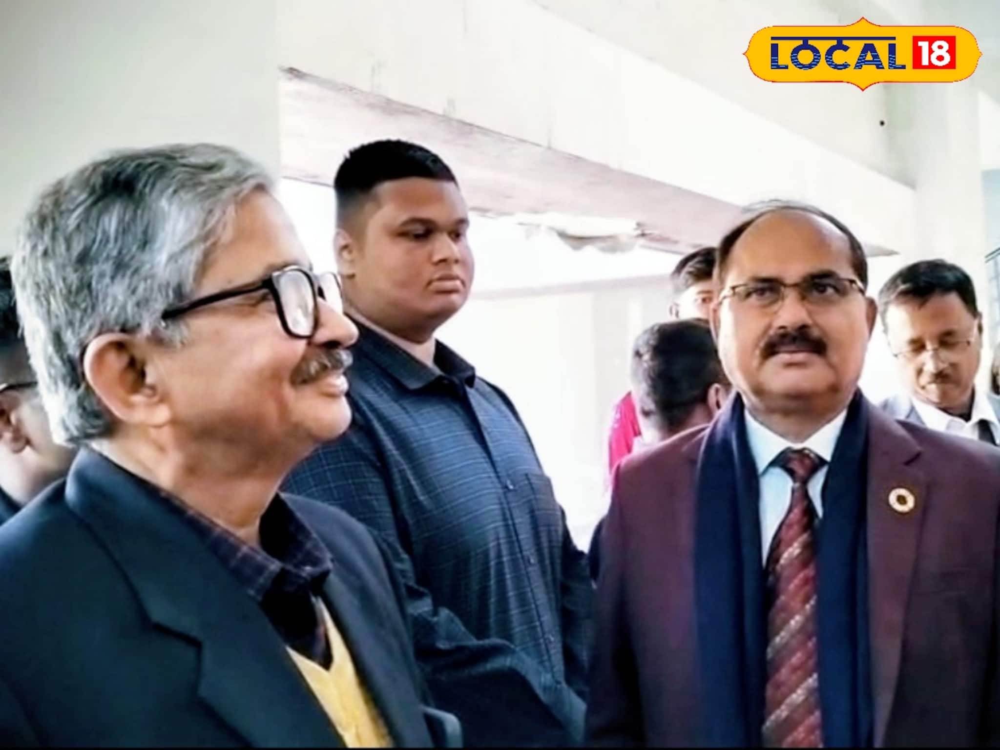 নবীনবরণের মঞ্চেই বড় সুখবর! শুশুনিয়া বিধানচন্দ্র কৃষি বিশ্ববিদ্যালয় পেল নতুন সেমিনার হল নবীনবরণের মঞ্চেই বড় সুখবর! শুশুনিয়া বিধানচন্দ্র কৃষি বিশ্ববিদ্যালয় পেল নতুন সেমিনার হল