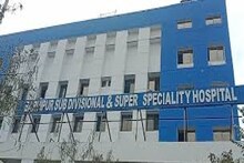 কন্যাসন্তান বলেই কি? পরিত্যাগ করে গেল তাকে কোনও পরিবার! বারুইপুর হাসপাতাল চত্বরে করুণ দৃশ্য