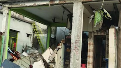 ঢাকার অদূরেই বোমা বিস্ফোরণ ঢাকার অদূরেই বোমা বিস্ফোরণ