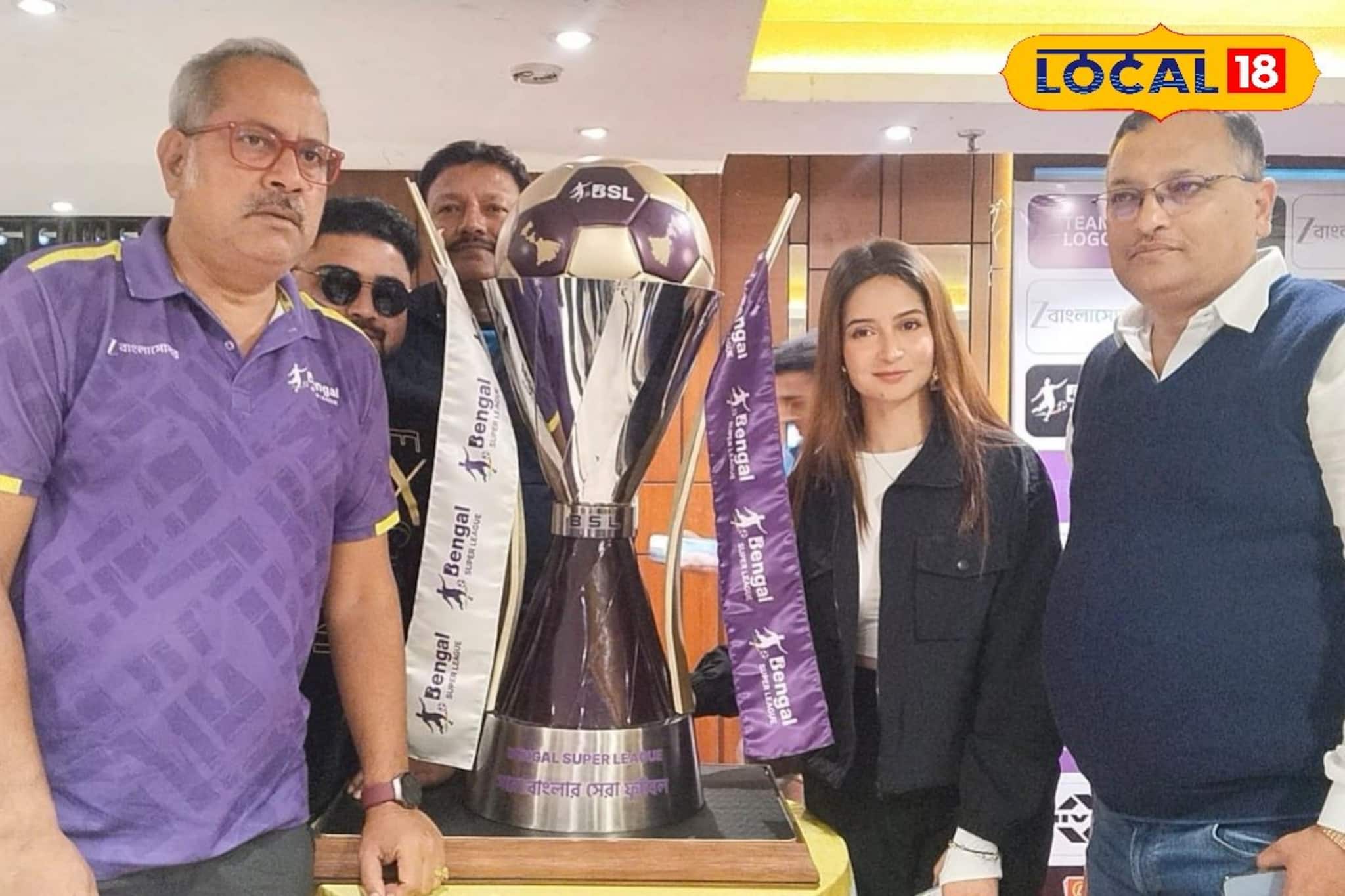 স্পন্দন স্টেডিয়ামে ফুটবলের মহাউৎসব, নতুন 'স্টার' বানাতে প্রস্তুত বর্ধমান স্পন্দন স্টেডিয়ামে ফুটবলের মহাউৎসব, নতুন 'স্টার' বানাতে প্রস্তুত বর্ধমান