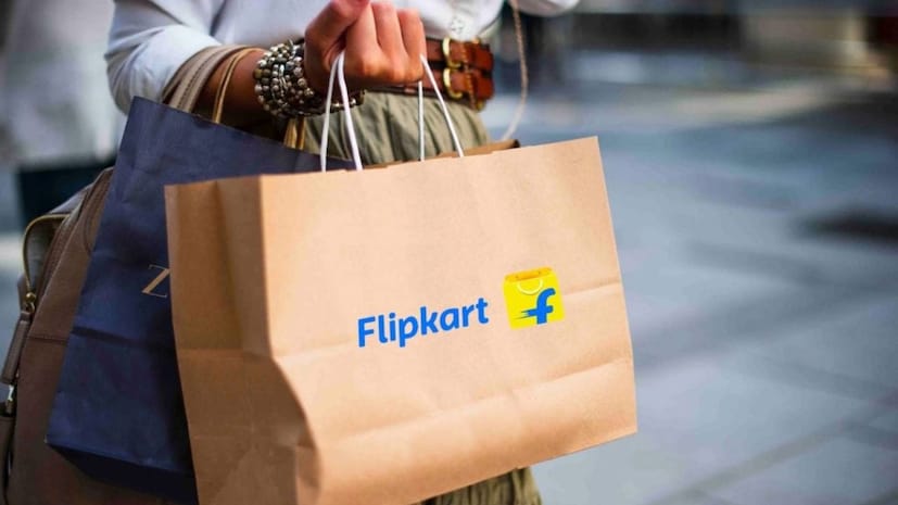 ৫. বাড়ি ও রান্নাঘর: বাড়ির প্রয়োজনীয় জিনিসপত্র, রান্নাঘরের সরঞ্জাম, ঘর পরিষ্কারের যন্ত্রপাতি ও সরঞ্জাম, পার্সোনাল কেয়ার, খেলনা এবং সাজসজ্জার জিনিসপত্রও কম দামের অফারে পাওয়া যাবে।