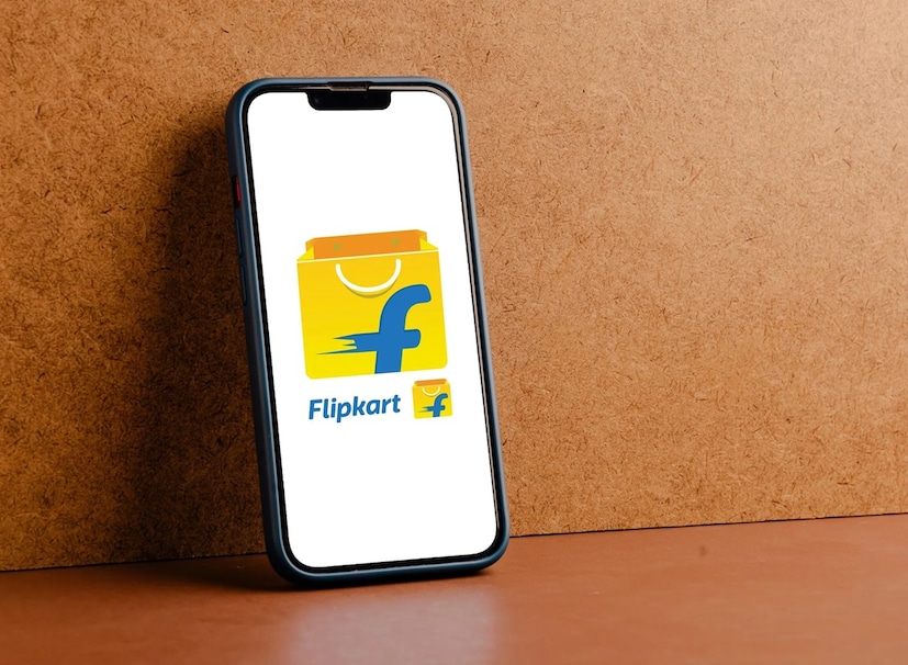 ফ্লিপকার্ট প্লাস সদস্যদের জন্য আগে কেনাকাটার সুবিধা: ফ্লিপকার্ট জানিয়েছে যে ফ্লিপকার্ট প্লাস এবং ব্ল্যাক ব্যবহারকারীরা সেলে ২৪ ঘণ্টা আগে অ্যাক্সেস পাবেন। এর অর্থ হল তাঁরা লিমিটেড-স্টক ডিল এবং অন্যদের চেয়ে সেরা ছাড় পেতে পারেন। এই প্রাথমিক অ্যাক্সেস উইন্ডোতে মোবাইল, ল্যাপটপ এবং ইলেকট্রনিক্স বিভাগে বিশেষ অফার থাকবে। অতএব, চাইলে সাবস্ক্রিপশন নিয়ে রাখা যায়।