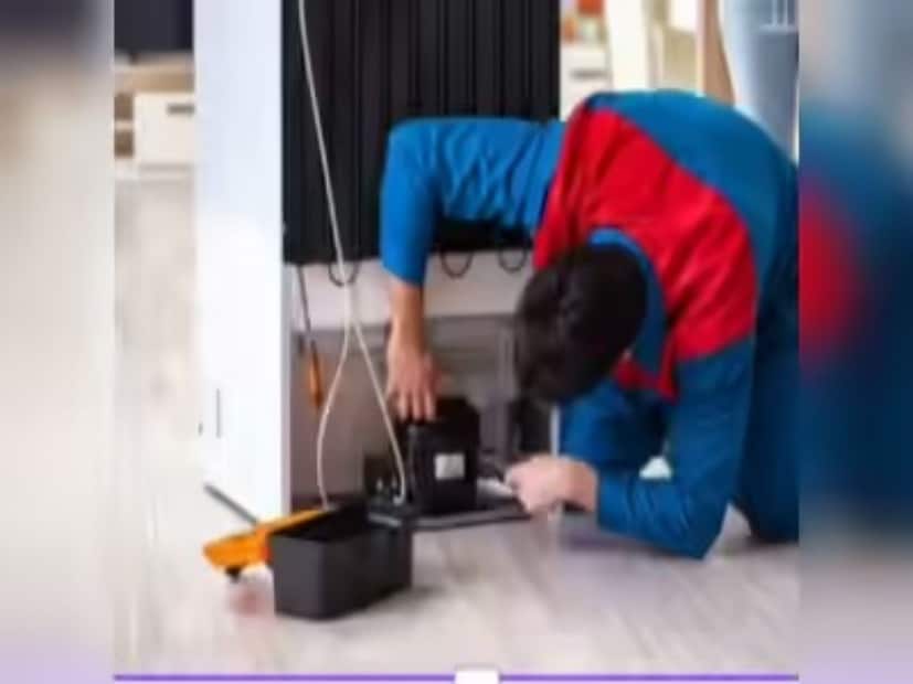 ইঙ্গিত: যদি এই ত্রুটিটি দ্রুত মেরামত না করা হয়, তাহলে কম্প্রেসারটি সম্পূর্ণরূপে ক্ষতিগ্রস্ত হতে পারে এবং ফ্রিজ মেরামত করার চেয়ে নতুন কেনা আরও সুবিধাজনক হতে পারে। এক্ষেত্রে অবিলম্বে একজন মেকানিককে কল করুন।