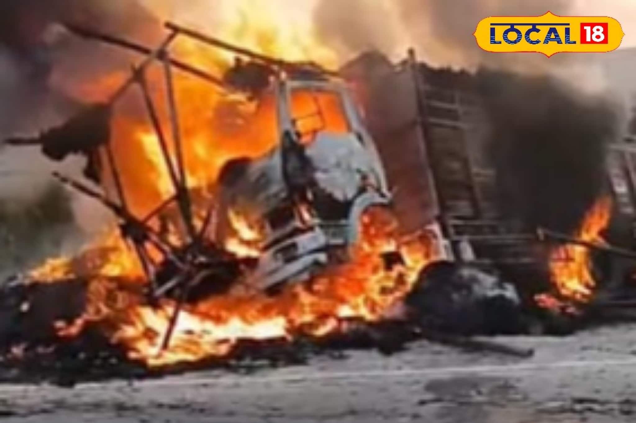 হাইটেনশন তারের ছোঁয়া, দাউদাউ করে আগুন খড় বোঝাই লরিতে! জাতীয় সড়কে ভয়াবহ ছবি