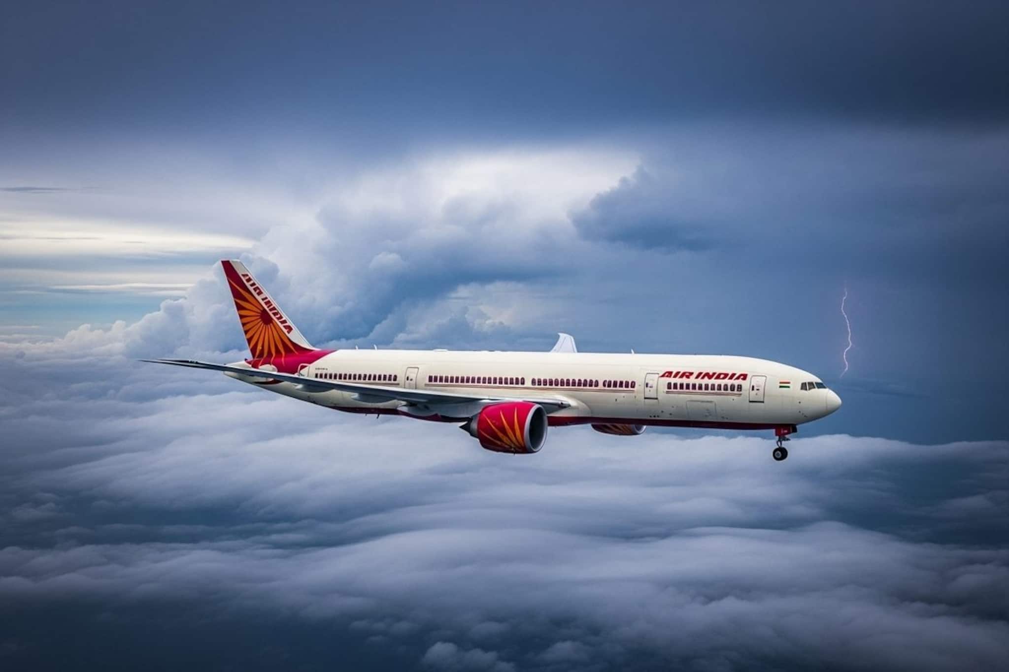 আকাশে আটকে ৩৩৫ যাত্রীর প্রাণ! উড়ানের কিছুক্ষণের মধ্যেই কেন ফিরে এল এয়ার ইন্ডিয়ার বিমান?