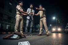 কেন্দ্রীয় আধিকারিক সেজে চাকরি পাইয়ে দেওয়ার প্রতিশ্রুতি! গাড়িতে নীল বাতি! ডোমজুড়ে আটক যুবক