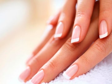 শরীর কেমন আছে তা বোঝা যায় নখ দেখেই, নখেই ফুটে ওঠে জটিল রোগের ইঙ্গিত, যা বলছেন চিকিৎসক শরীর কেমন আছে তা বোঝা যায় নখ দেখেই, নখেই ফুটে ওঠে জটিল রোগের ইঙ্গিত, যা বলছেন চিকিৎসক