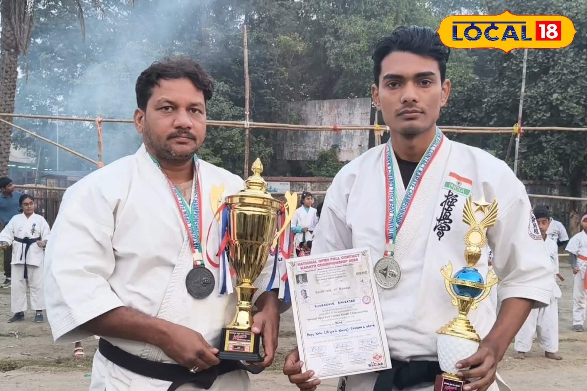 জাতীয় ক্যারাটে প্রতিযোগিতায় পুরুলিয়ার দাপট! নজরকাড়া সাফল্য ২ প্রতিযোগীর, গর্বের দিন