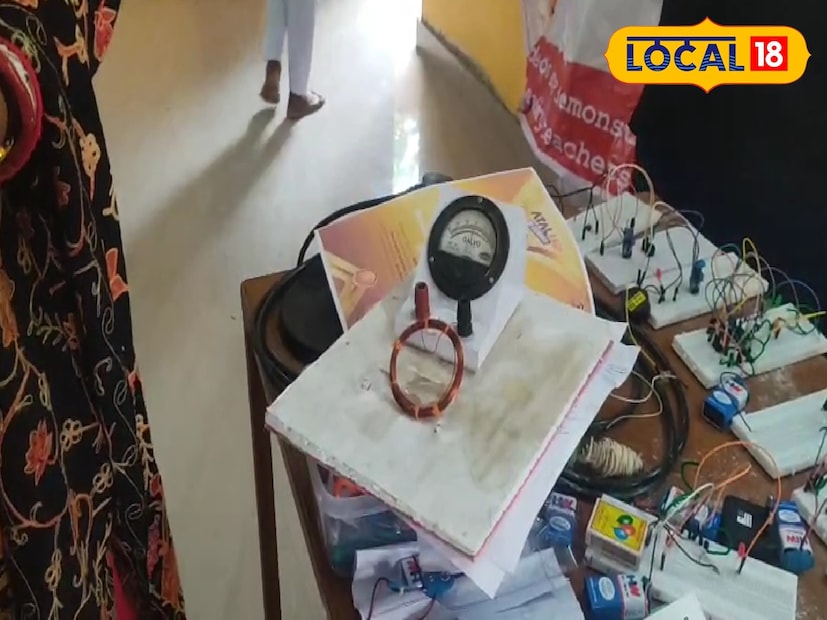 এটিএল টিঙ্কারিং ল্যাবরেটরির অনুদান পাওয়ার লক্ষ্যে আয়োজিত এই প্রতিযোগিতায় সারা দেশের প্রায় আট হাজার বিদ্যালয়কে পিছনে ফেলে ২০২৫ সালে দু'টি বিভাগে সর্বভারতীয় স্তরে দ্বিতীয় স্থান অর্জন করেছে বিদ্যালয়টি। প্রতিযোগিতাটিতে আধুনিক প্রযুক্তিভিত্তিক অগ্নি সতর্ককারী যন্ত্র, ধোঁয়া শনাক্তকারী যন্ত্র, স্বয়ংক্রিয় পথবাতি-সহ মোট ১৪১টি কর্মসূচি ছিল, যার মধ্যে ৭০টি সেন্সর নির্ভর আধুনিক পরীক্ষা অন্তর্ভুক্ত ছিল।