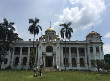 শীতের ছুটিতে ২-৩দিনের জন্য অল্প খরচে ঘুরে আসুন মহিষাদল রাজবাড়ি,অপূর্ব অভিজ্ঞতা হবে