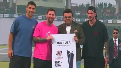 Messi receives T20 World Cup ticket in Delhi, says 'See you soon'
