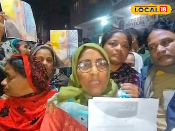টাকা প্রতারণার পর প্রশাসনের দারস্থ গ্রামের বাসিন্দারা 